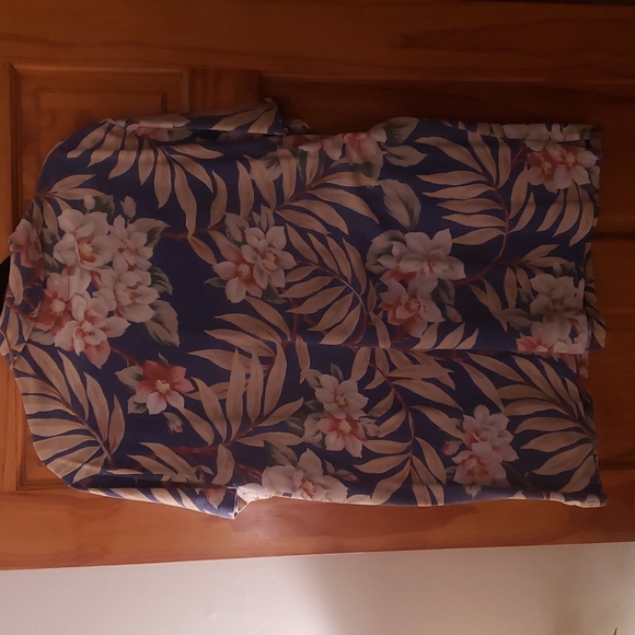 Men Polo shit new never wore - Picture 10 of 11